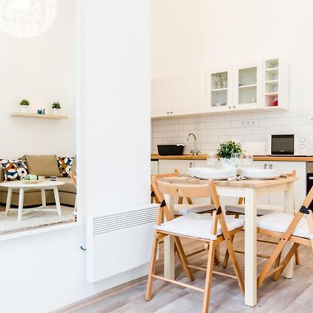 N28 Deluxe Apartment บูดาเปสต์ ภายนอก รูปภาพ