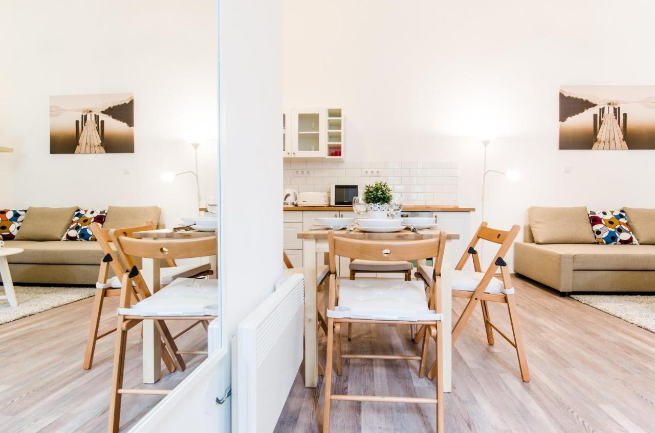 N28 Deluxe Apartment บูดาเปสต์ ภายนอก รูปภาพ